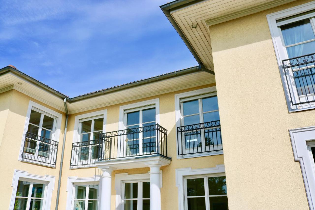 Villa am Steinhuder Meer App Suite-La Fleur-mit Pantry Küche, Luftreinigungssystem, Garten, WLAN - Chambres d'hôtes Steinhude