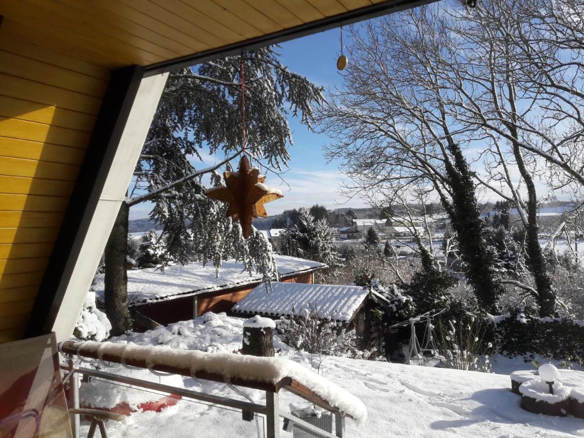 Eifeler Finnhaus mit Sauna, Mühlenberg 13 - B&B