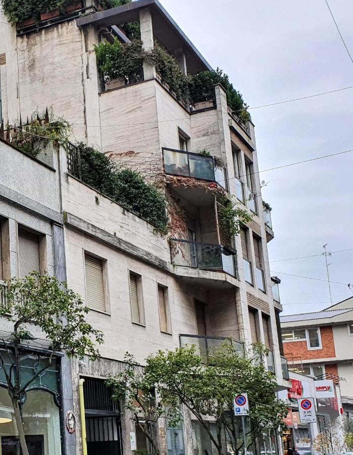 Corso Vercelli Apartment - B&B