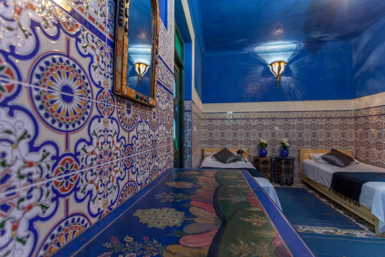Double or Twin Room with Shared Bathroom