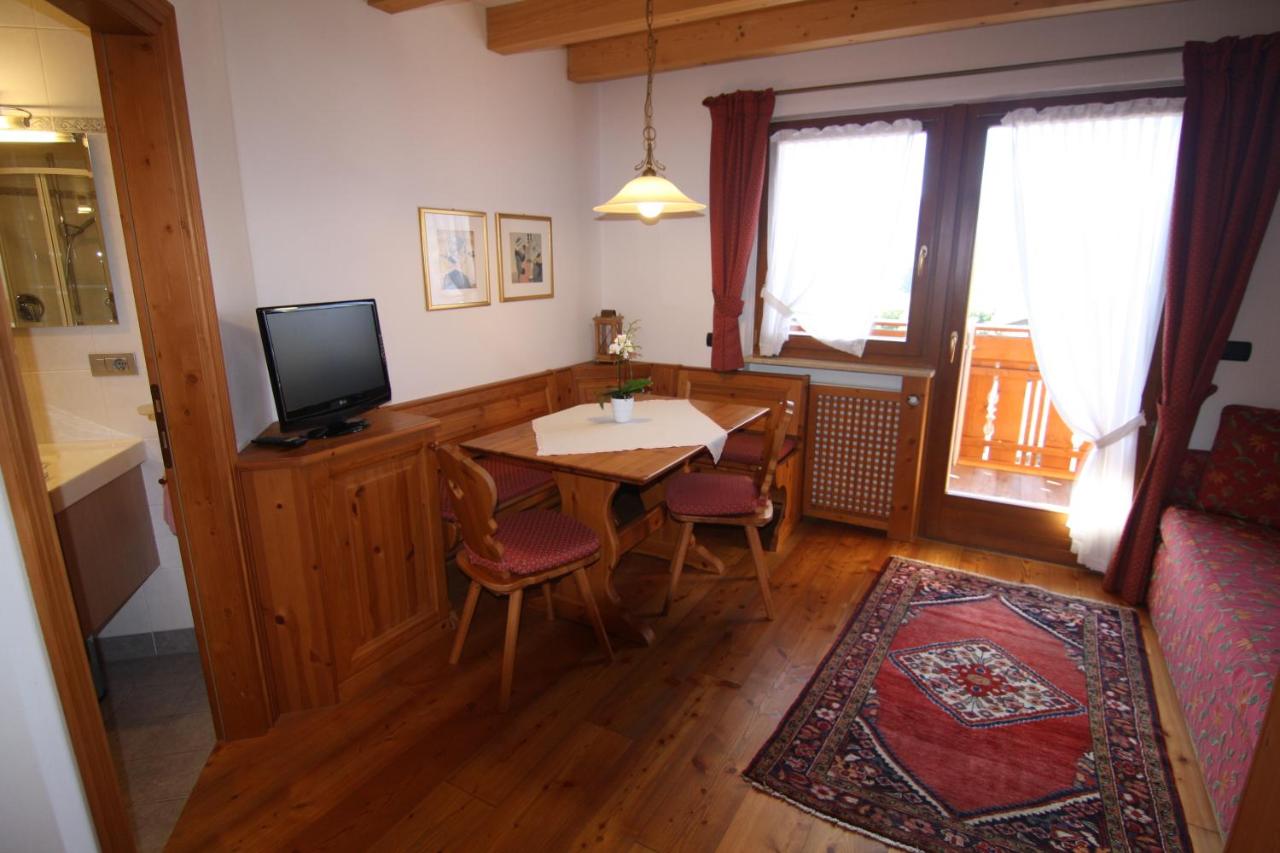 Large One-Bedroom Apartment