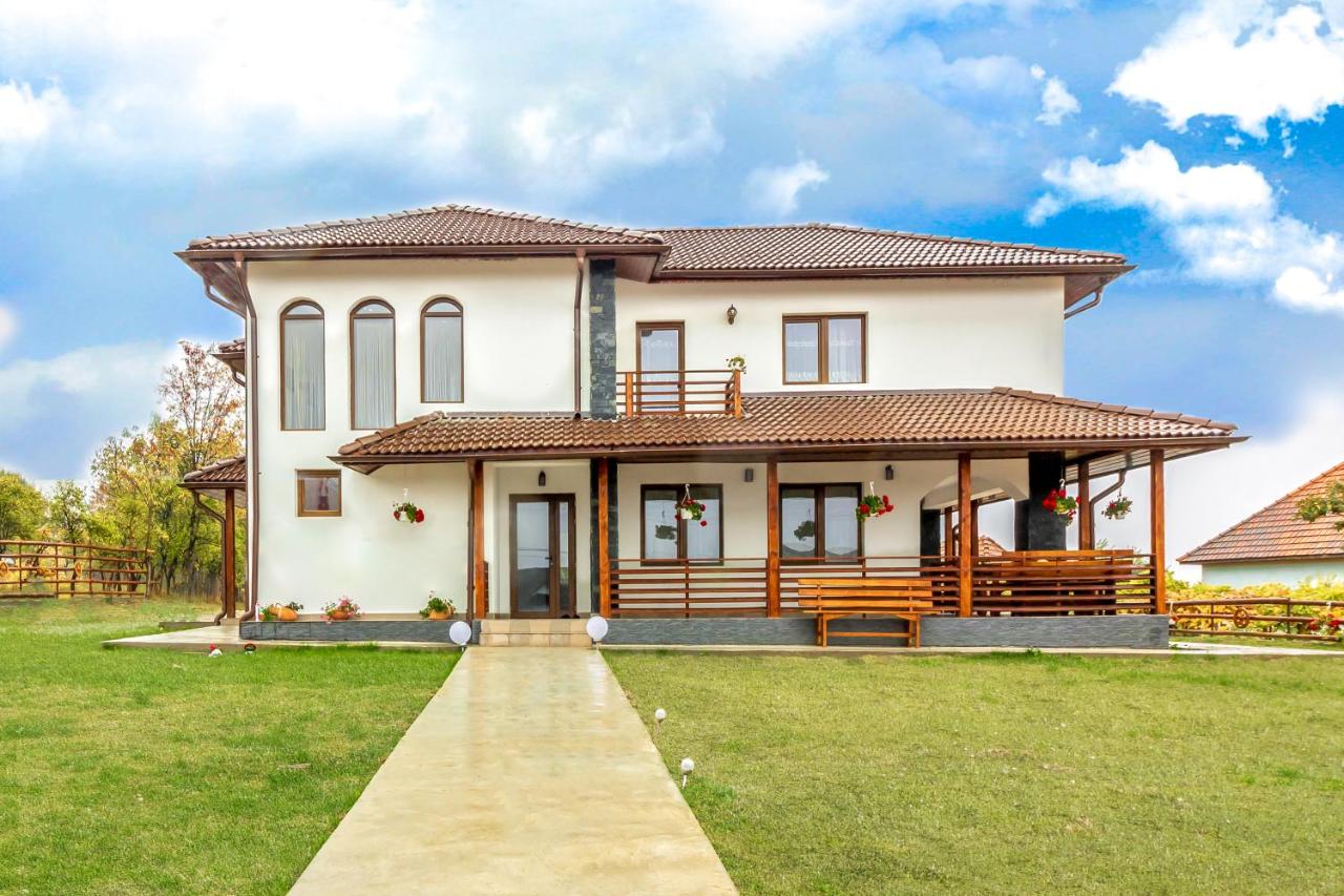 Agropensiunea DarDen - B&B Baia de Fier