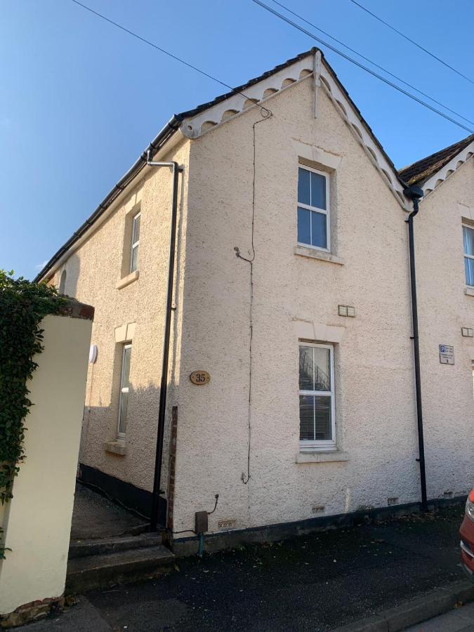 The Hart of Salisbury - Bed and Breakfast