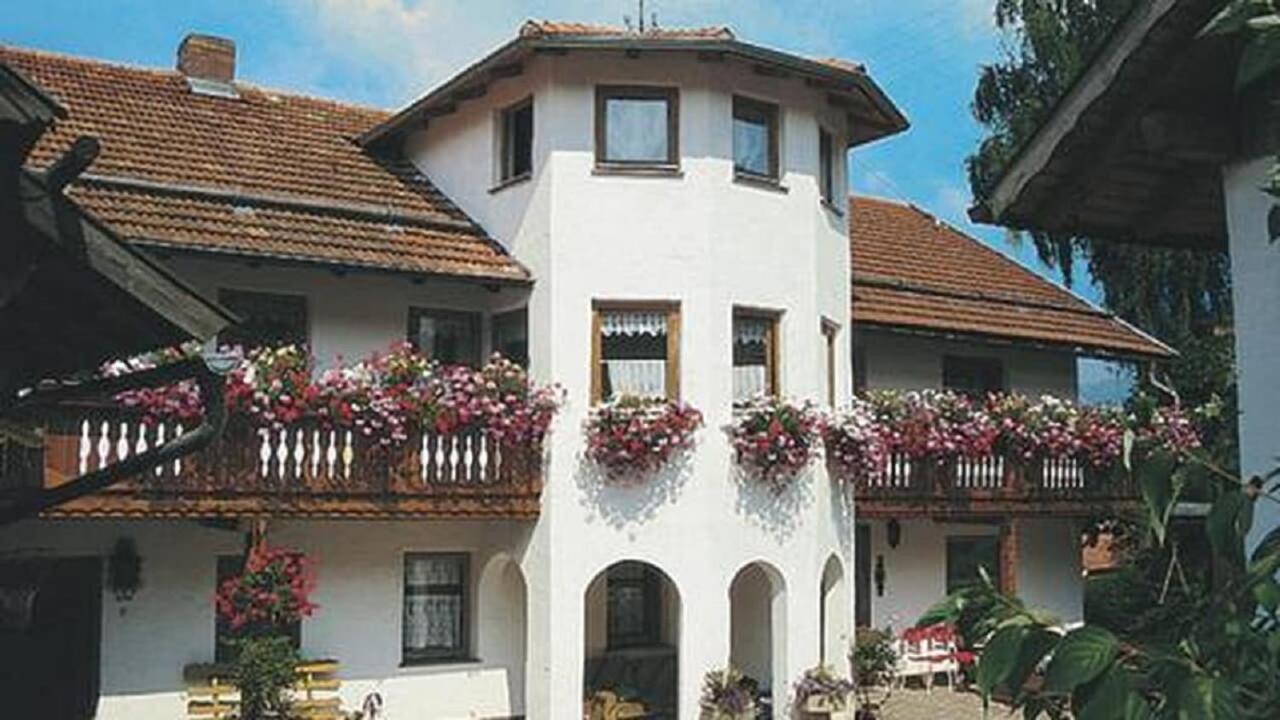 B&B Arrach - Kieslinger Hilde - Bed and Breakfast Arrach