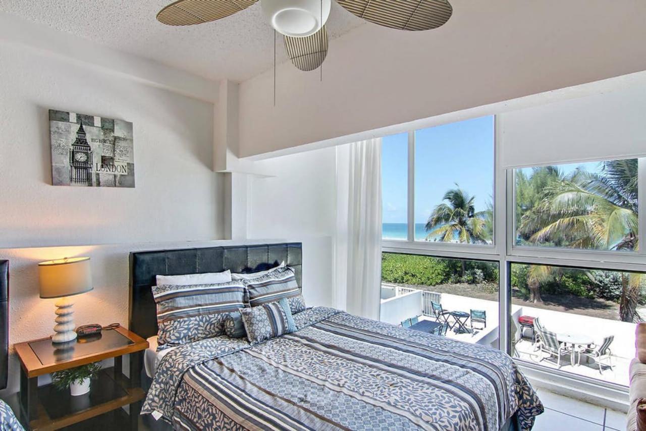 B&B Miami Beach - Oceanfront Townhouse with direct access to the Beach! Steps from the sand! - Bed and Breakfast Miami Beach