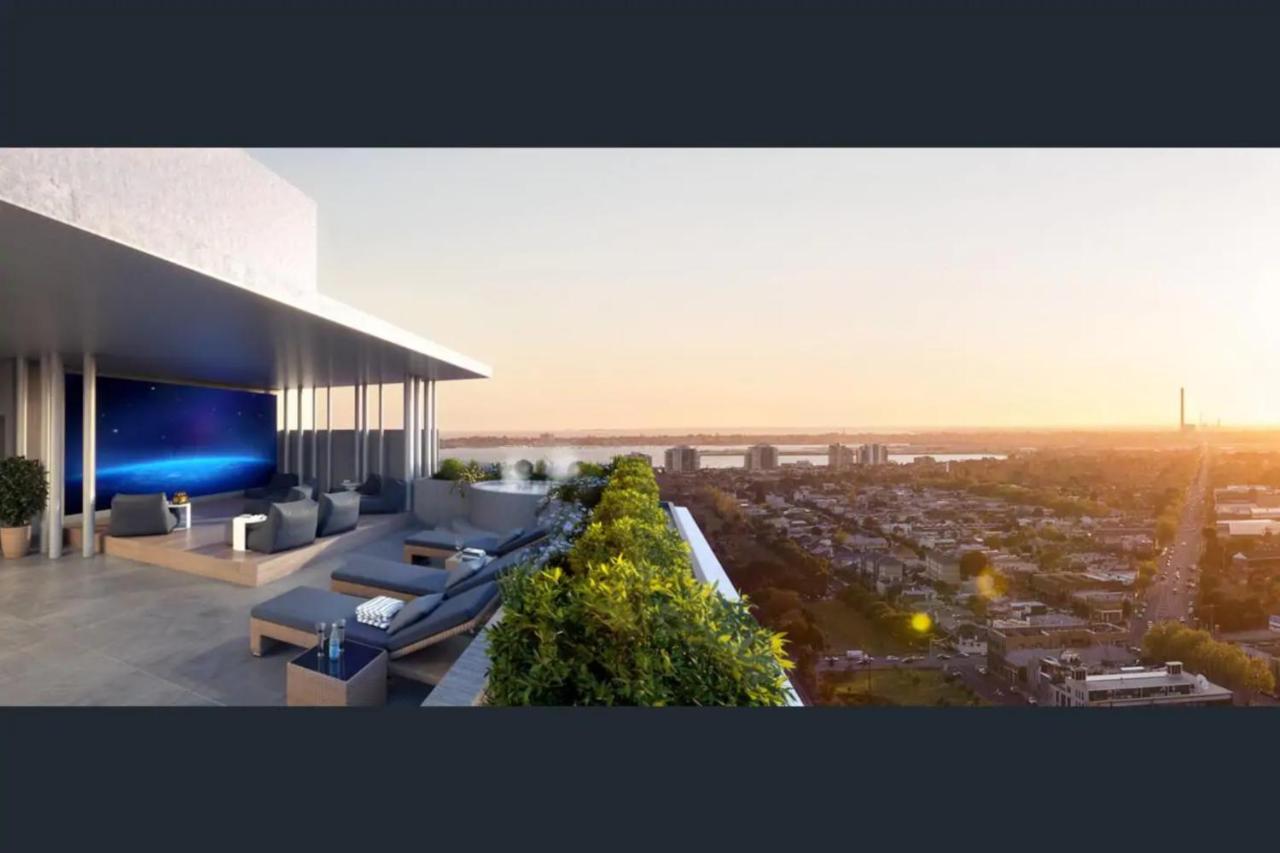 Brand New 1 Bedroom Apartment in South Melbourne - B&B