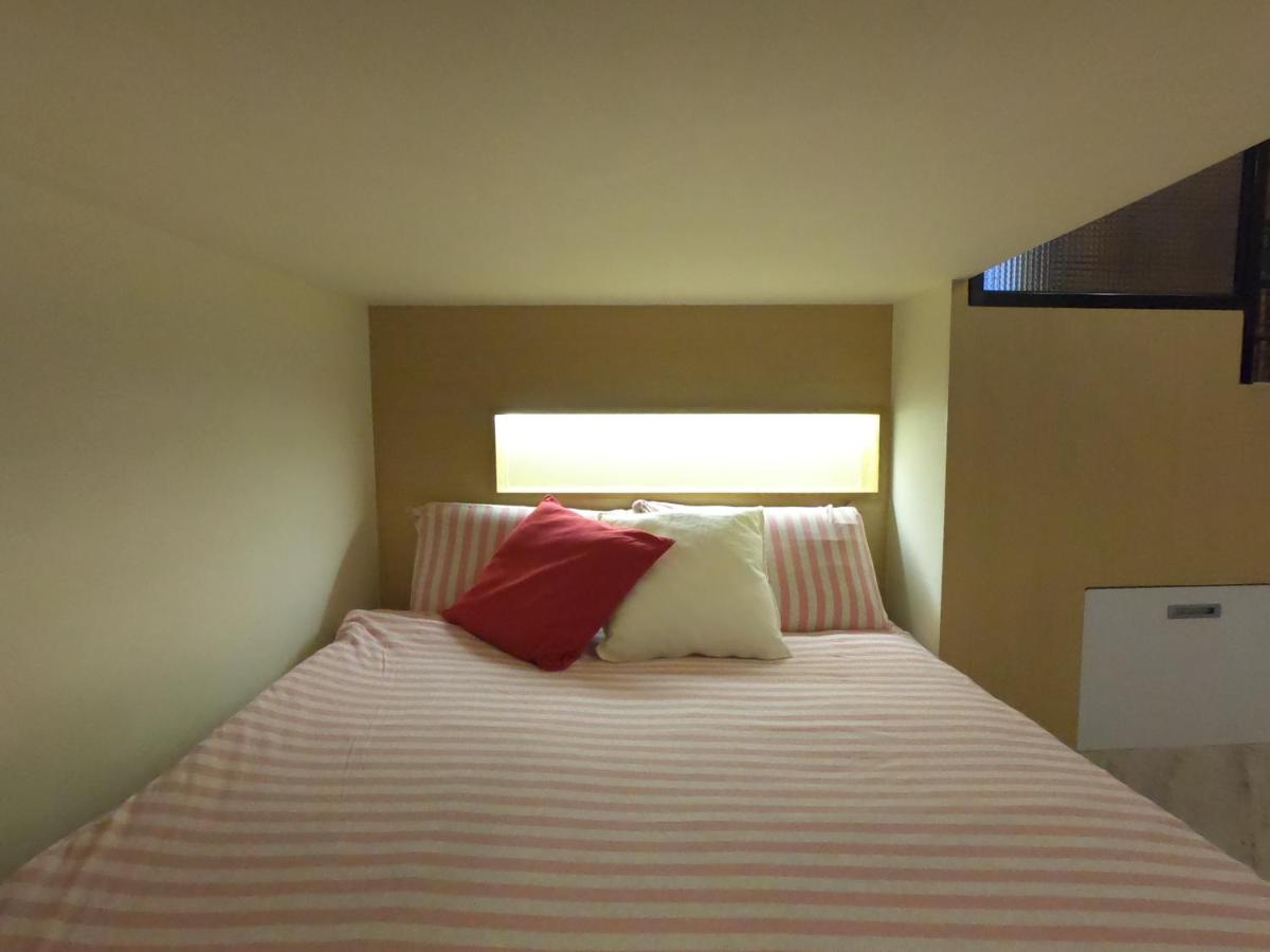 Quadruple Room with Private Bathroom