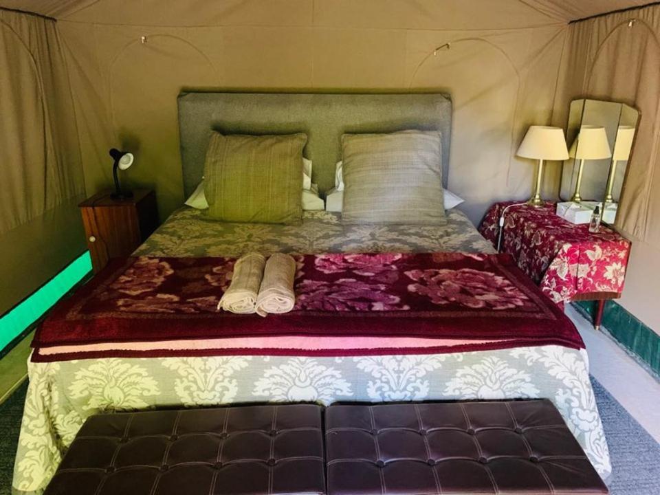 Deluxe Tent