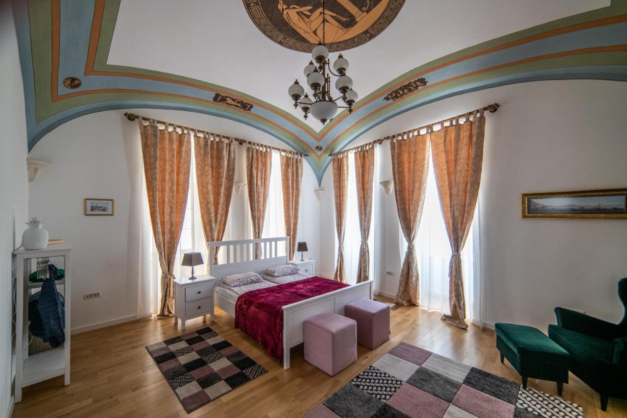 B&B Timișoara - City Park Apartments - Bed and Breakfast Timișoara