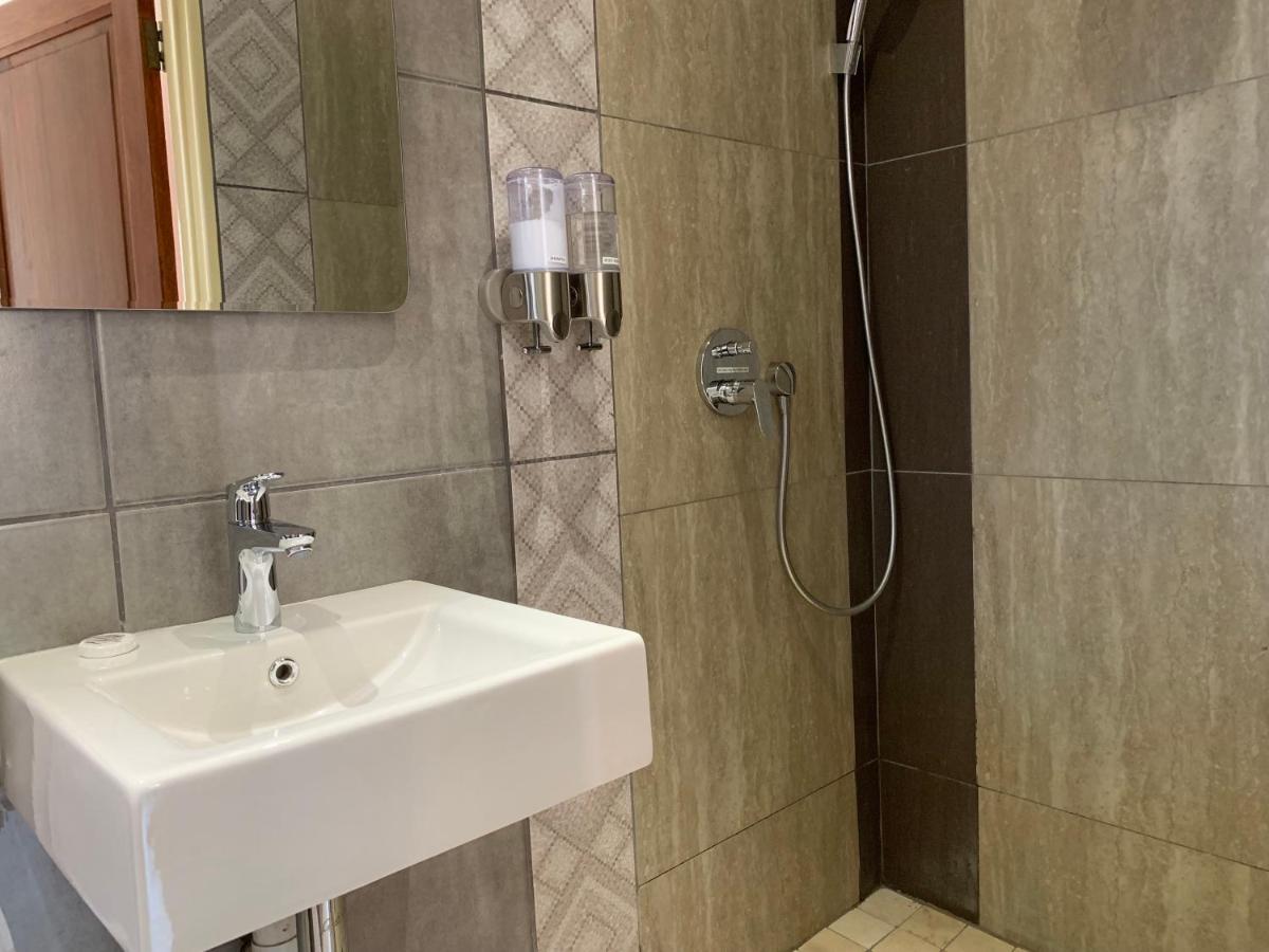 Standard Twin/Double Room