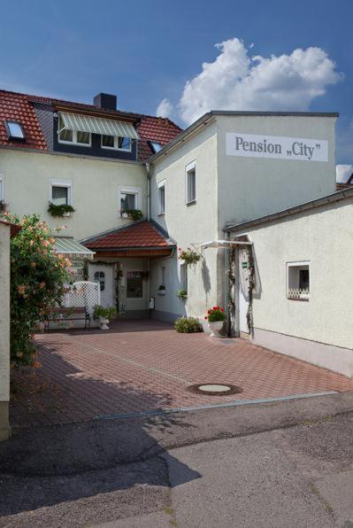 B&B Oschatz - Pension "City" - Bed and Breakfast Oschatz