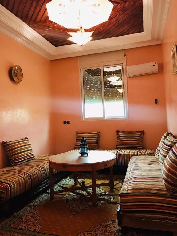 Apartamento con balcón