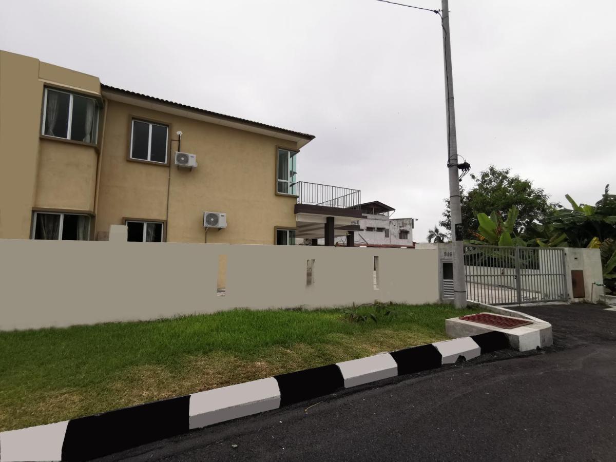 Ria Semi-D Homestay - B&B