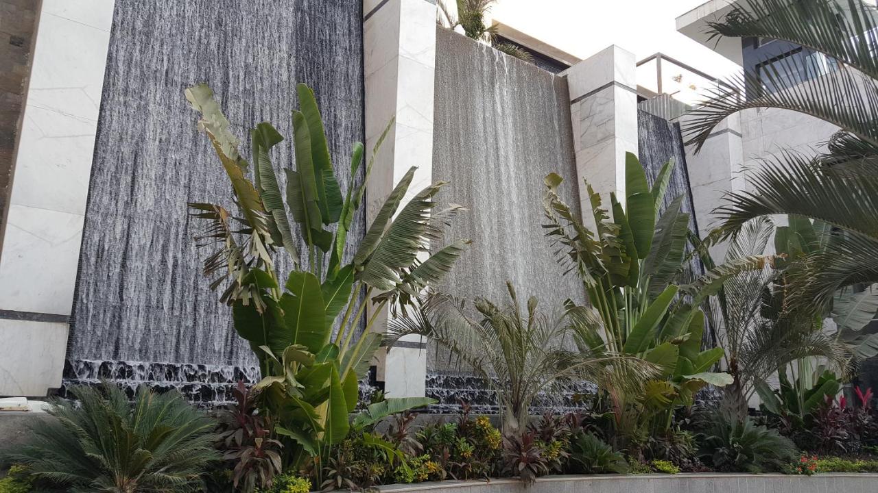 Luxury Hotel Apartments-By FLAMINGO - Chambres d'hôtes Le Caire