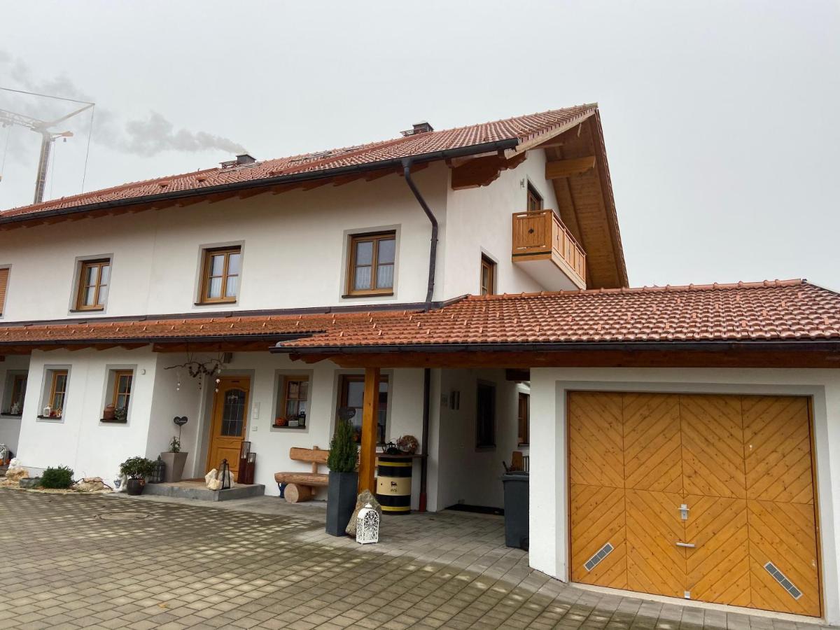 Anton‘s Souterrain-Wohnung - B&B