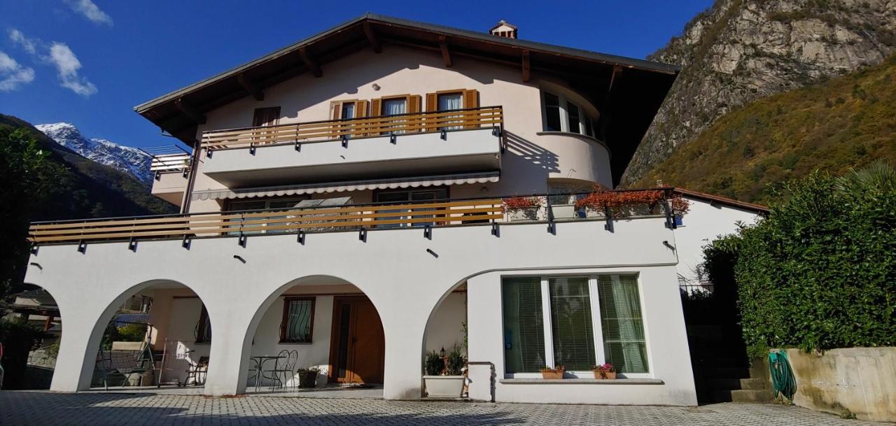 B&B Chiavenna - B&B CAV Rondinella - Bed and Breakfast Chiavenna