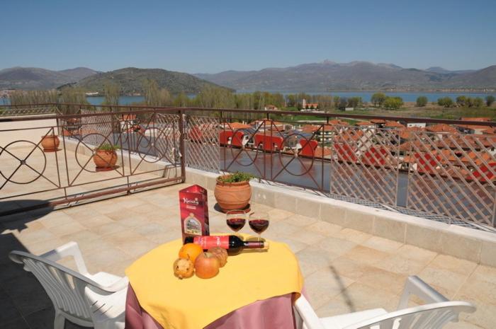 Dimitra Guesthouse - B&B Kastoria