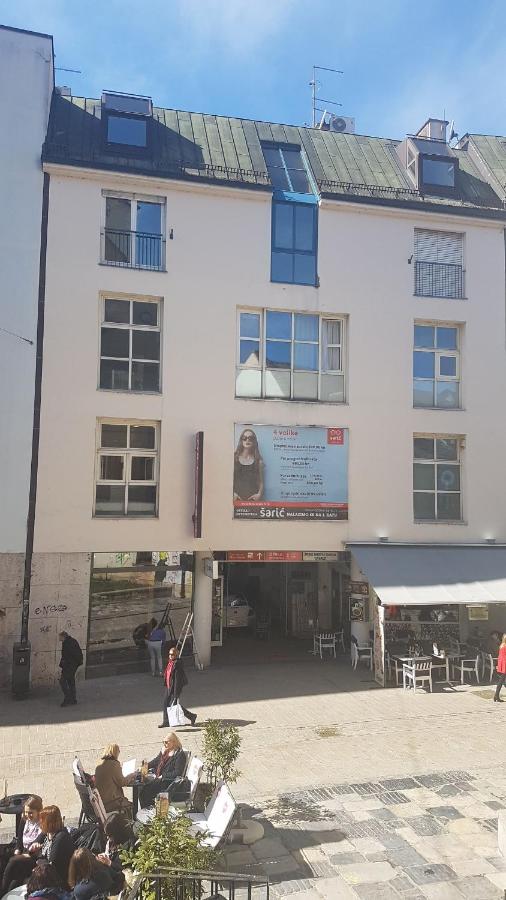 ZAGRABY APARTMENT - B&B Zagreb