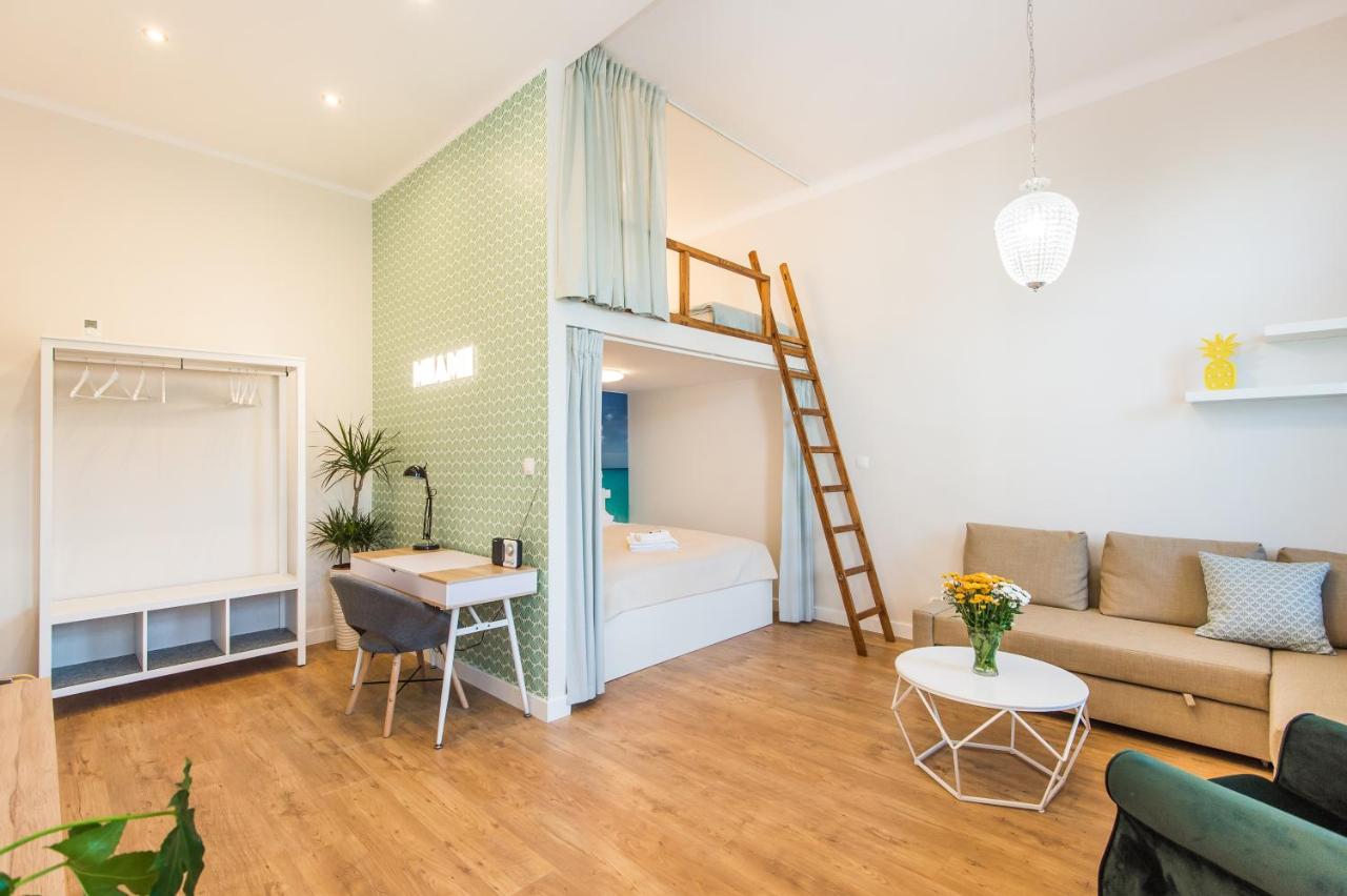 Deluxe Apartment