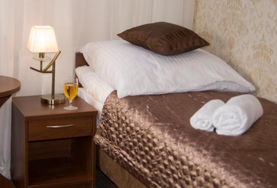 Tweepersoonskamer met 2 Aparte Bedden