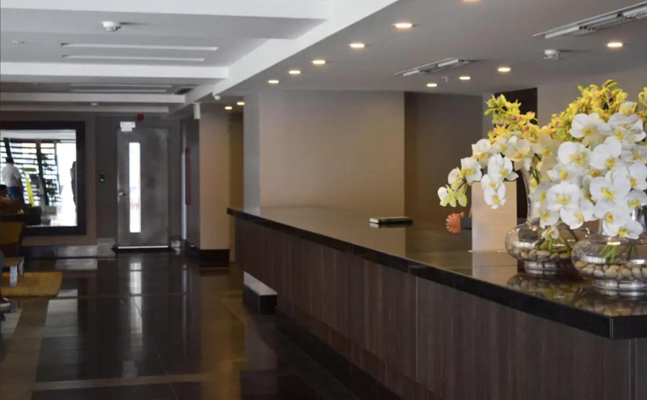 1340 Quo Habitación en Lujoso Departamento a 1 minuto del Aeropuerto - B&B