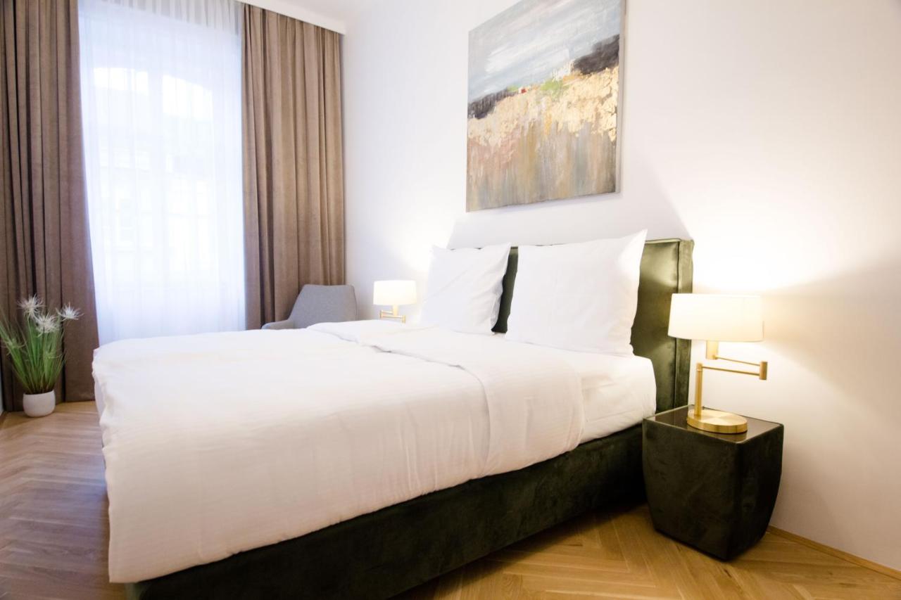 Superior Three-Bedroom Apartment