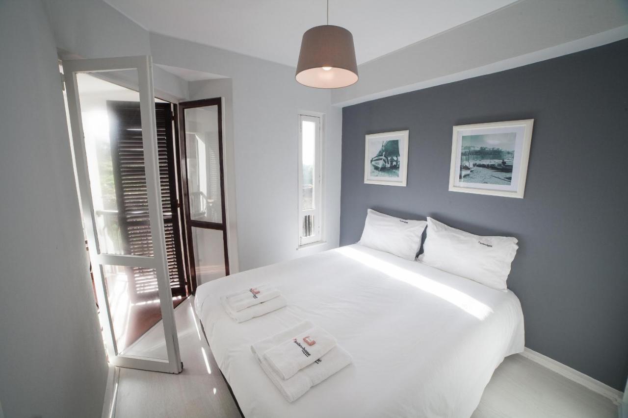 One-Bedroom Apartment Second Floor (3 adults)