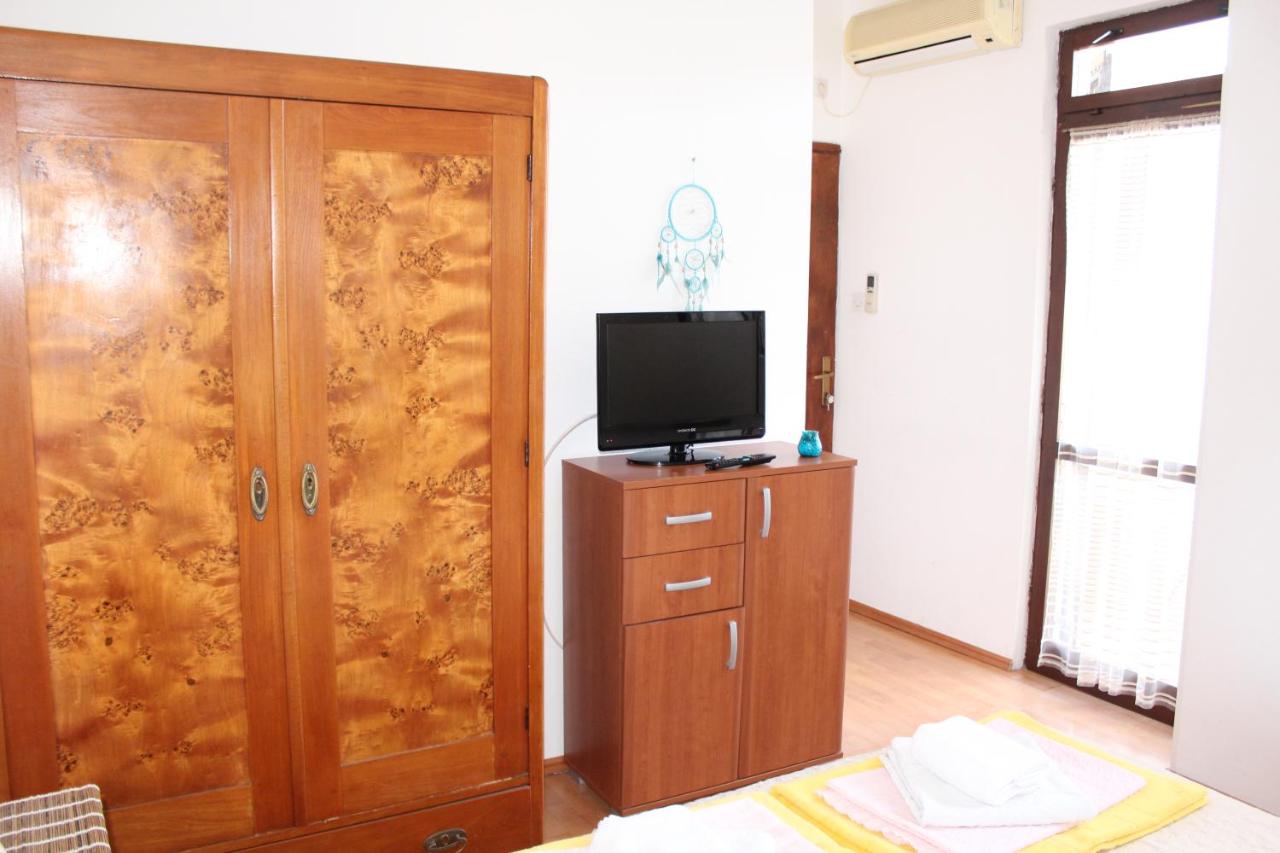Chambre Double avec Salle de Bains Commune