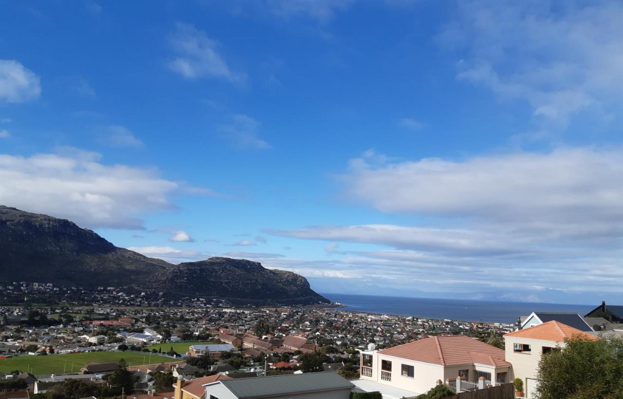 B&B Fish Hoek - A Place in Thyme - Bed and Breakfast Fish Hoek