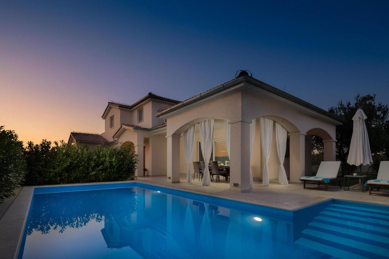 Villa Sunset Lady - B&B