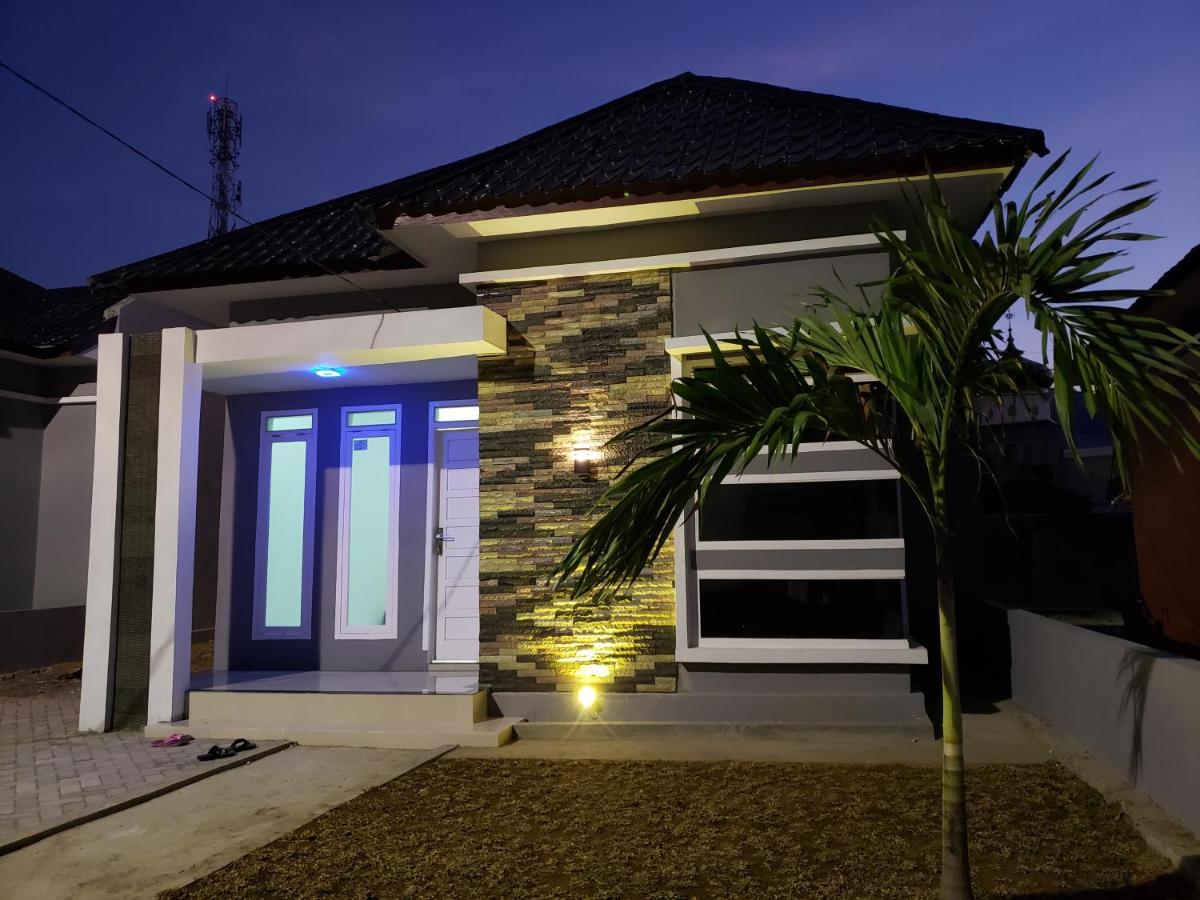 B&B Banda Aceh - Brand new vacation house- Private gated community - Bed and Breakfast Banda Aceh