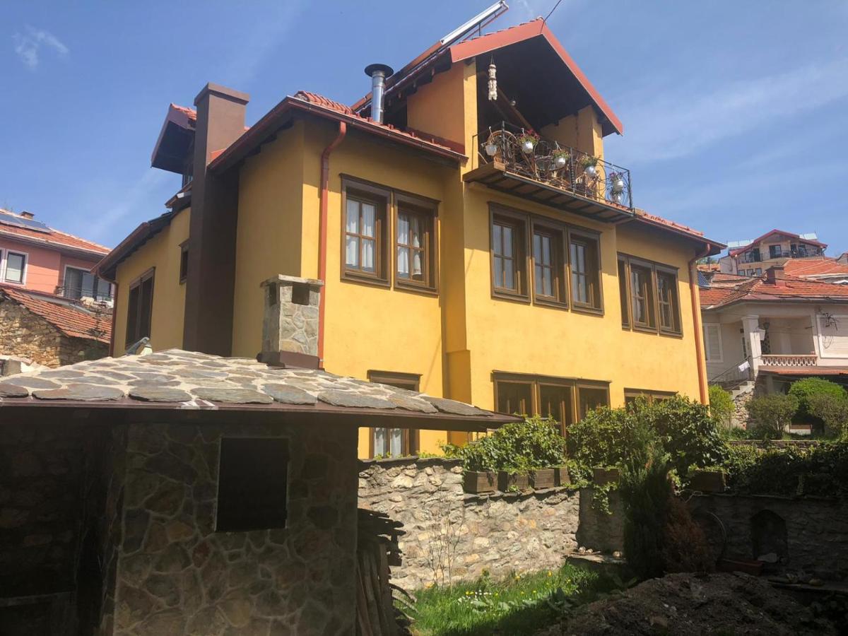 Luxury Villa Medusa Temple - Chambres d’hôtes Kruševo
