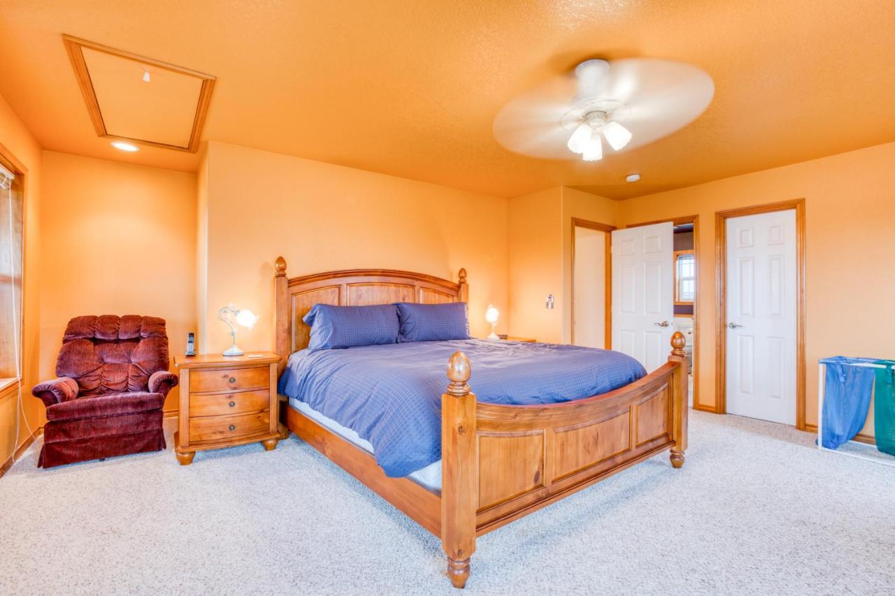 Spacious Seaside Home with an Ocean View - B&B Seaside