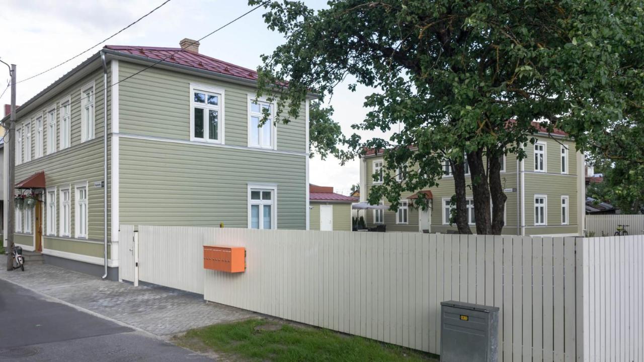 Kalamehe Modern Apartment 1 near City center - Chambres d’hôtes Pärnu