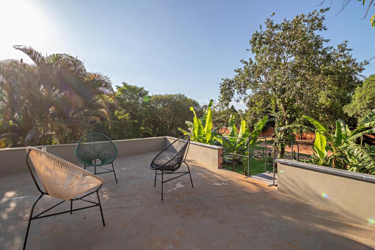 Apartment with Garden View