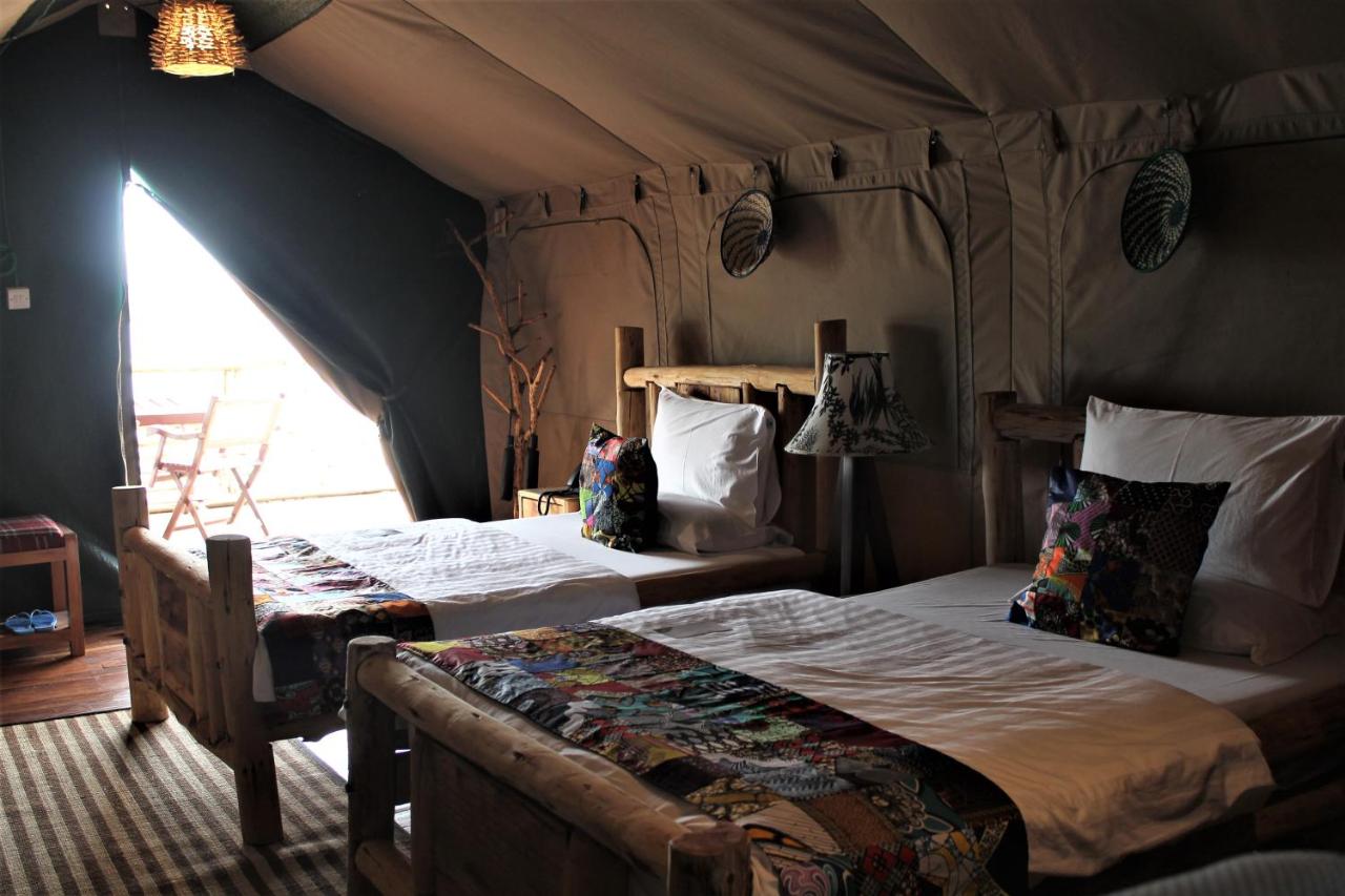 Luxury Tent, Twin Beds