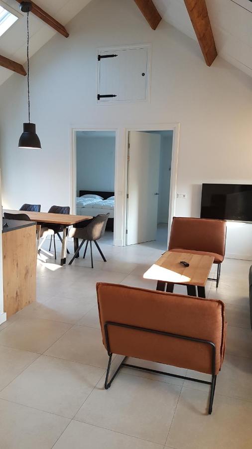 Appartement met Twee Slaapkamers - Eerste Verdieping