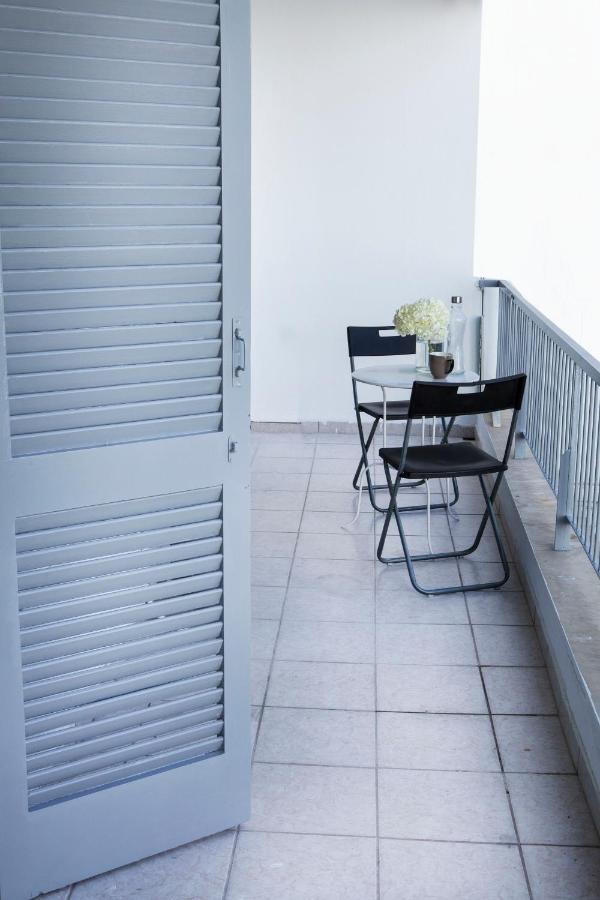 Best located executive apartment in Maroussi. - B&B