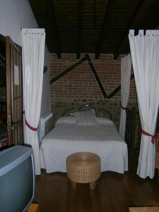 Three-Bedroom Apartment (2-8 Adults)