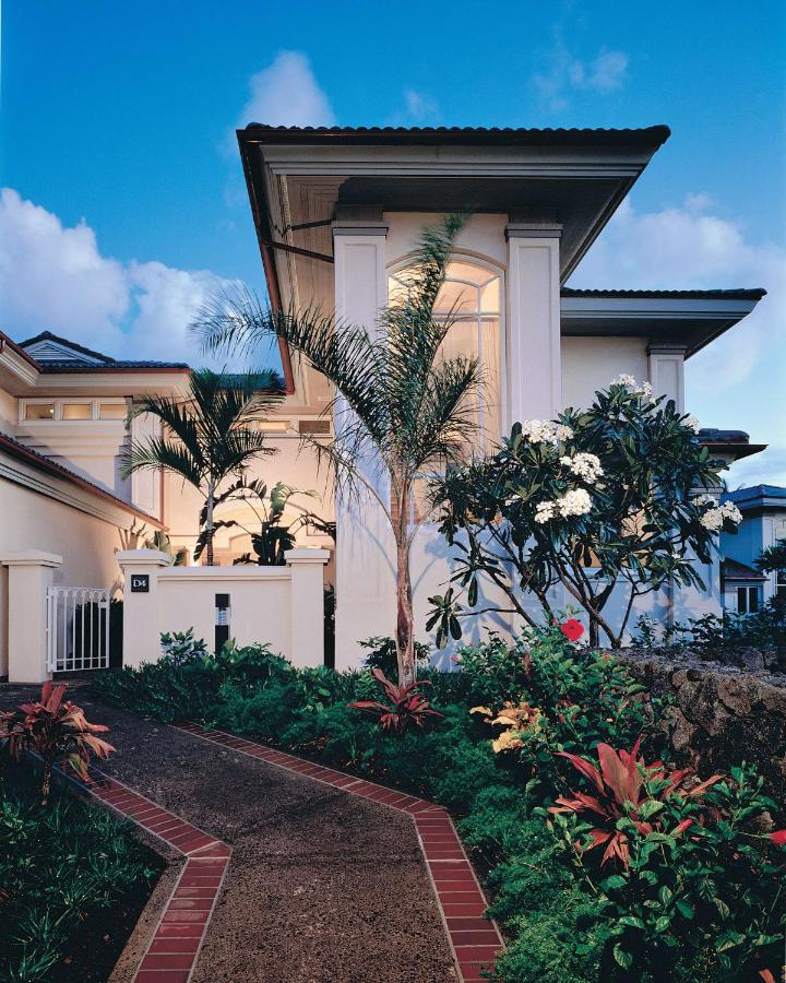 Three-Bedroom Deluxe Suite with Garden View