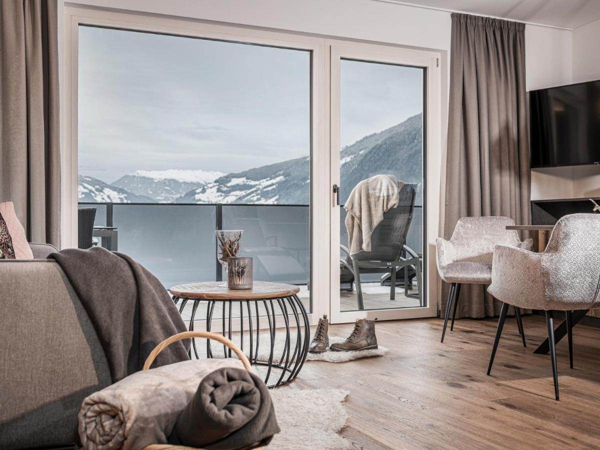 B&B Mayrhofen - Platzhirsch Apart & Mayrhofen - Bed and Breakfast Mayrhofen