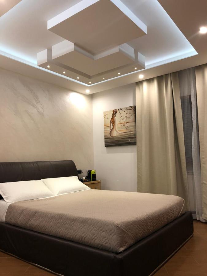 Deluxe Double Room with Shower