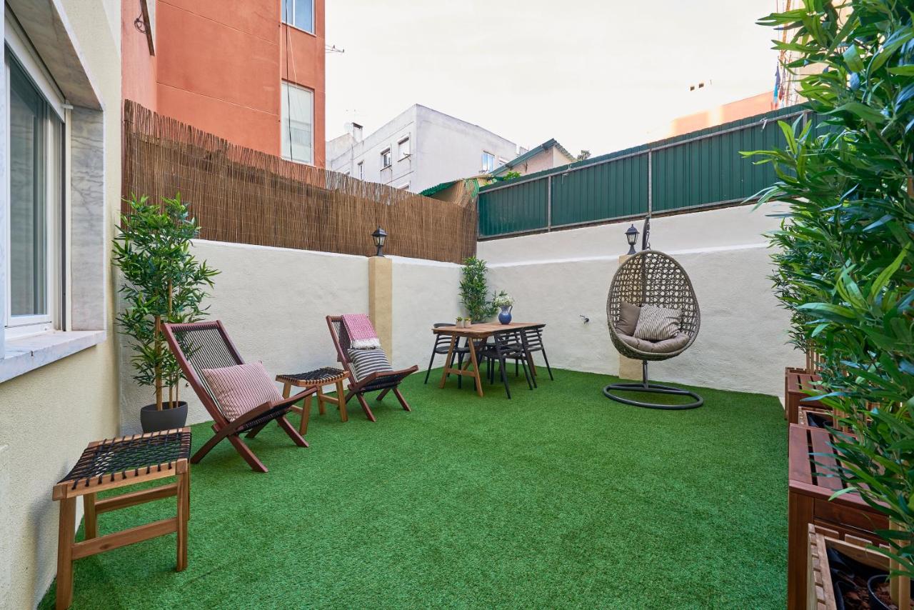 Belém Light Filled Apt With Patio, By TimeCooler - B&B Lisbona