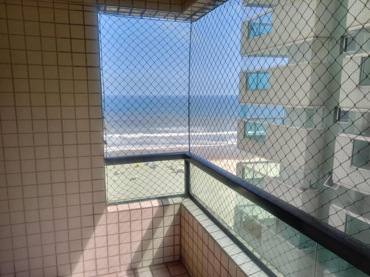 Alto Padrão com 94 mtrs - Frente Mar - sacada com Vista Mar - B&B