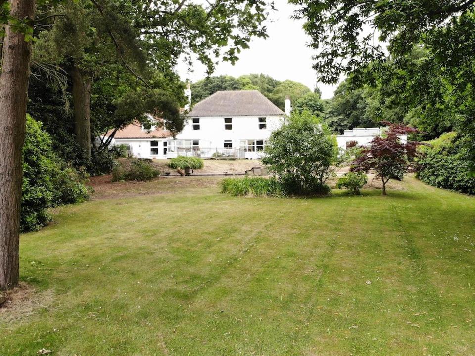 The Eiders - B&B