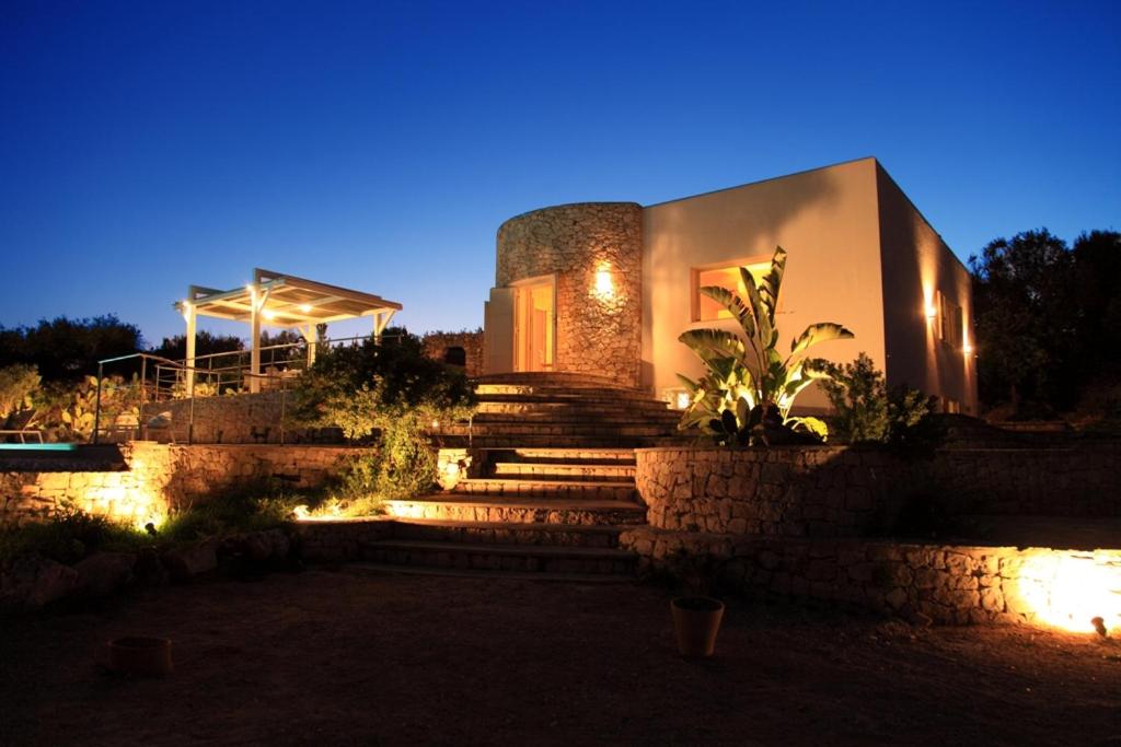 VILLA BIANCA con piscina e vista mare - Ferienwohnung Gagliano del Capo
