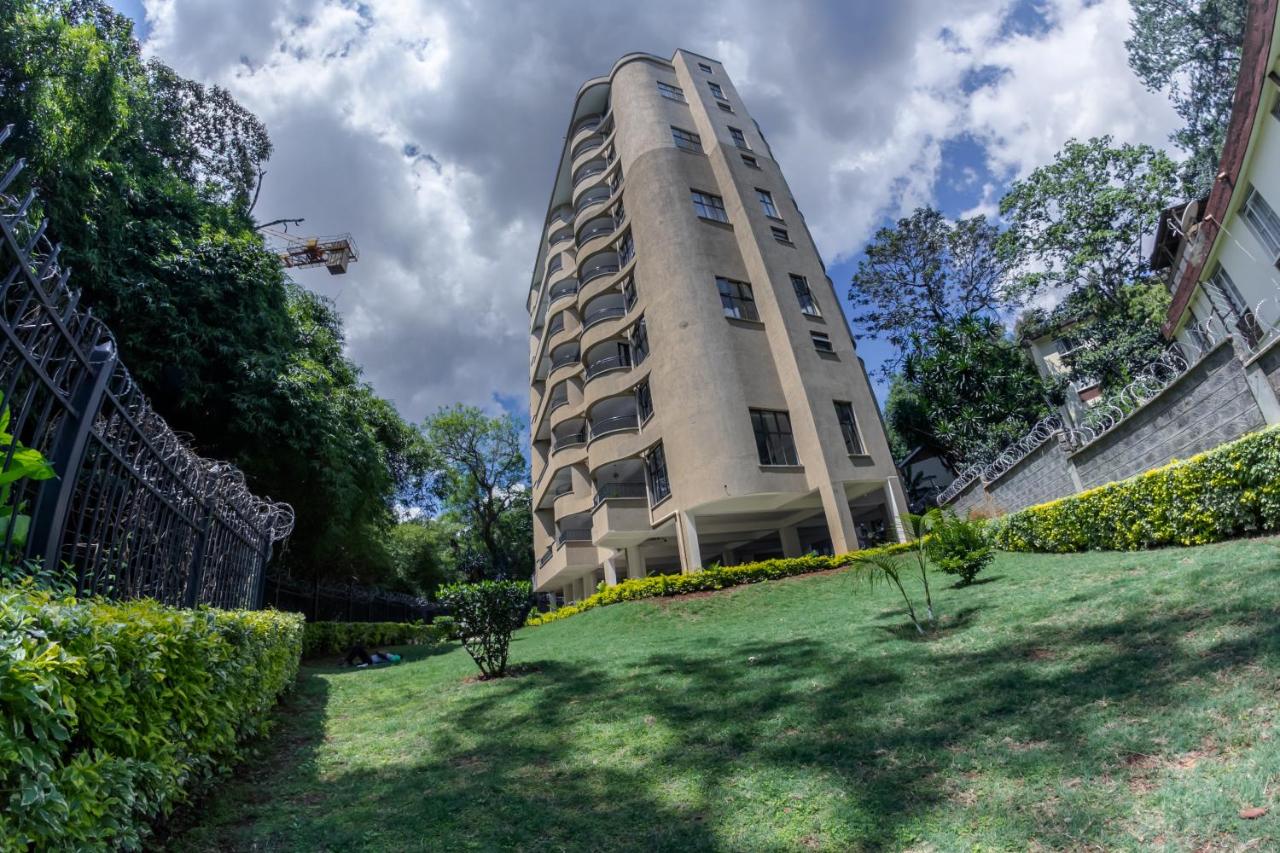 Edmor Residences Riverside - Bed and Breakfast