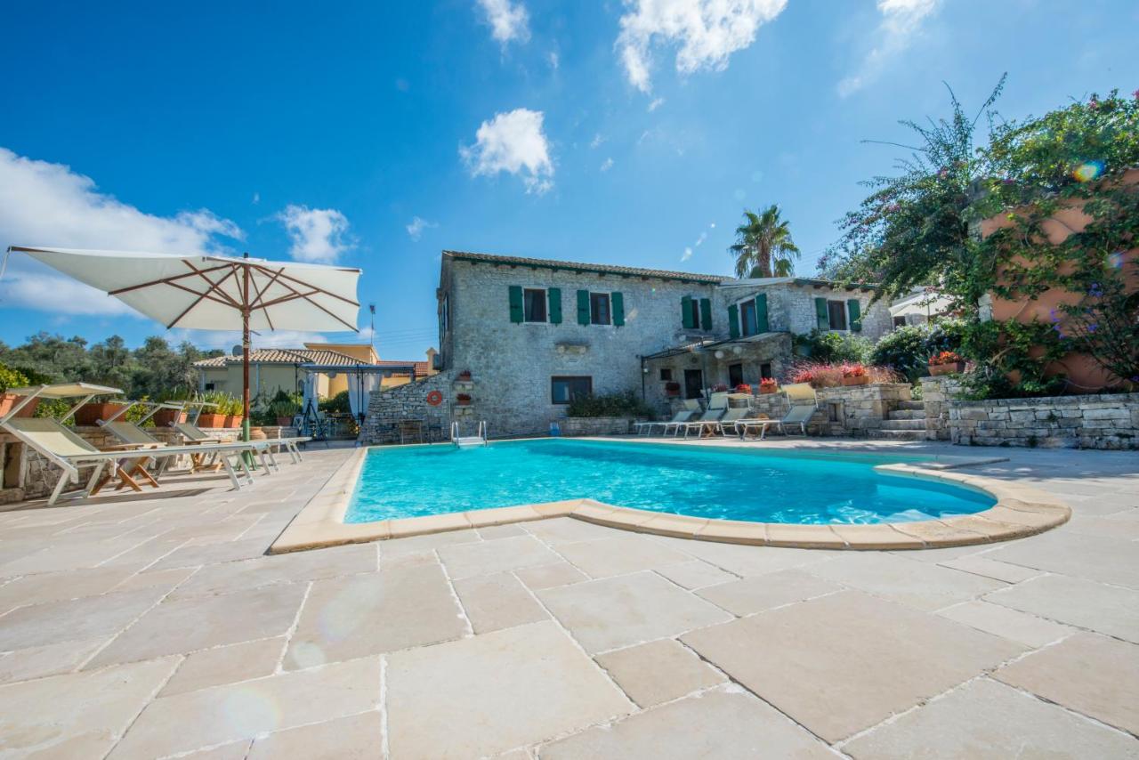 Kiparissi - Chambres d’hôtes Kourtaíïka