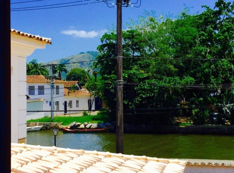 Studio - Split-Level