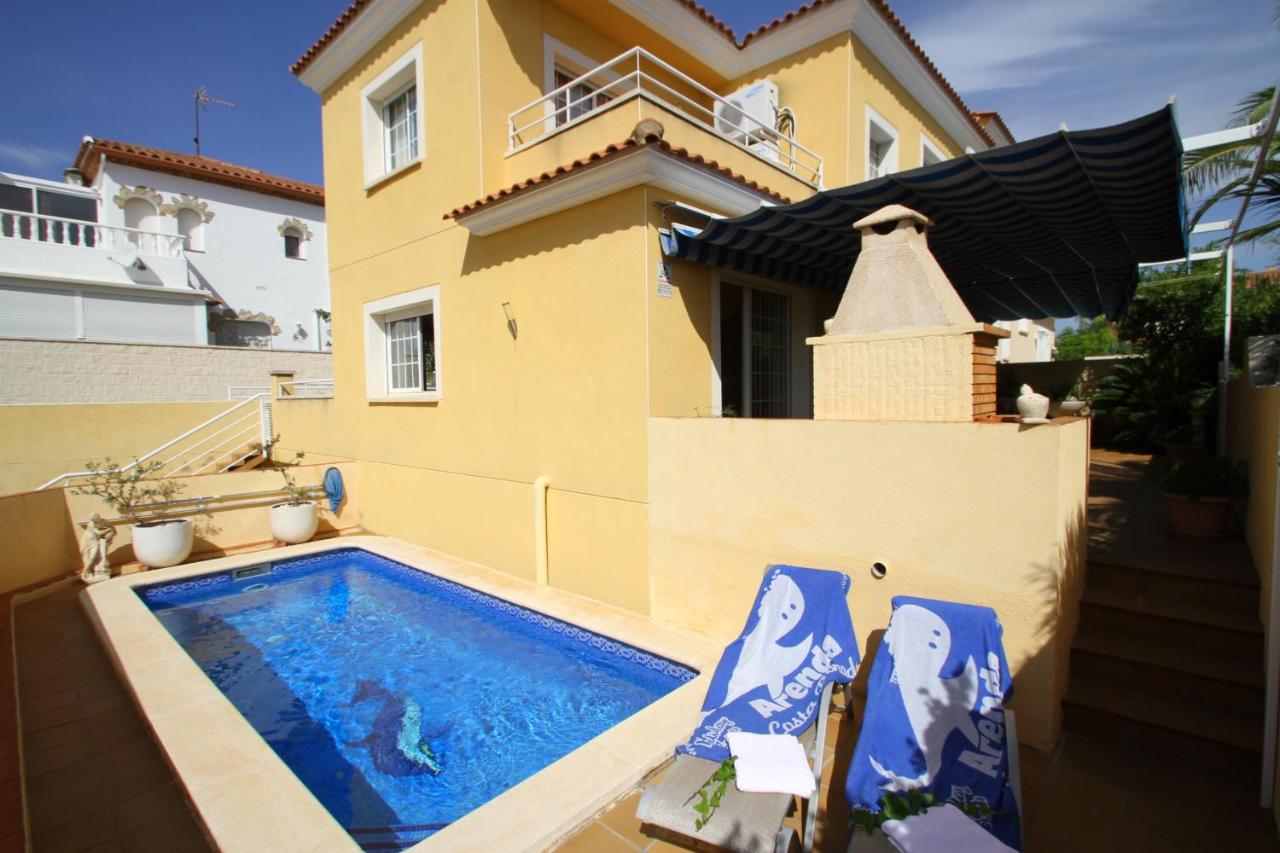 ARENDA Villa Tina - Chambres d’hôtes